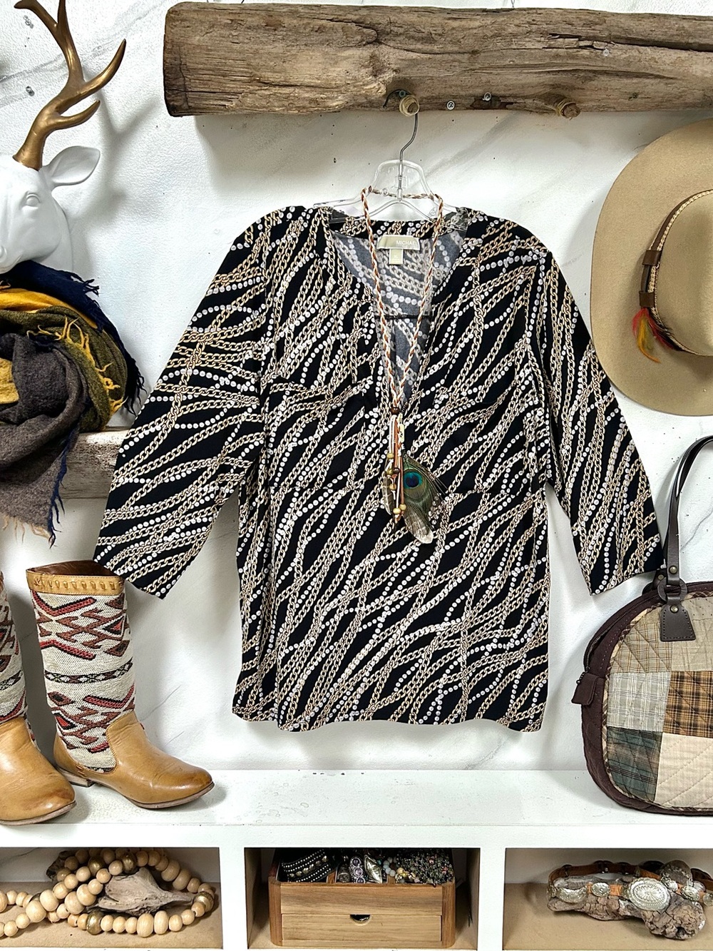 Michael Kors Chain/Pearl beads Print resort cruise vacay luxury vibe